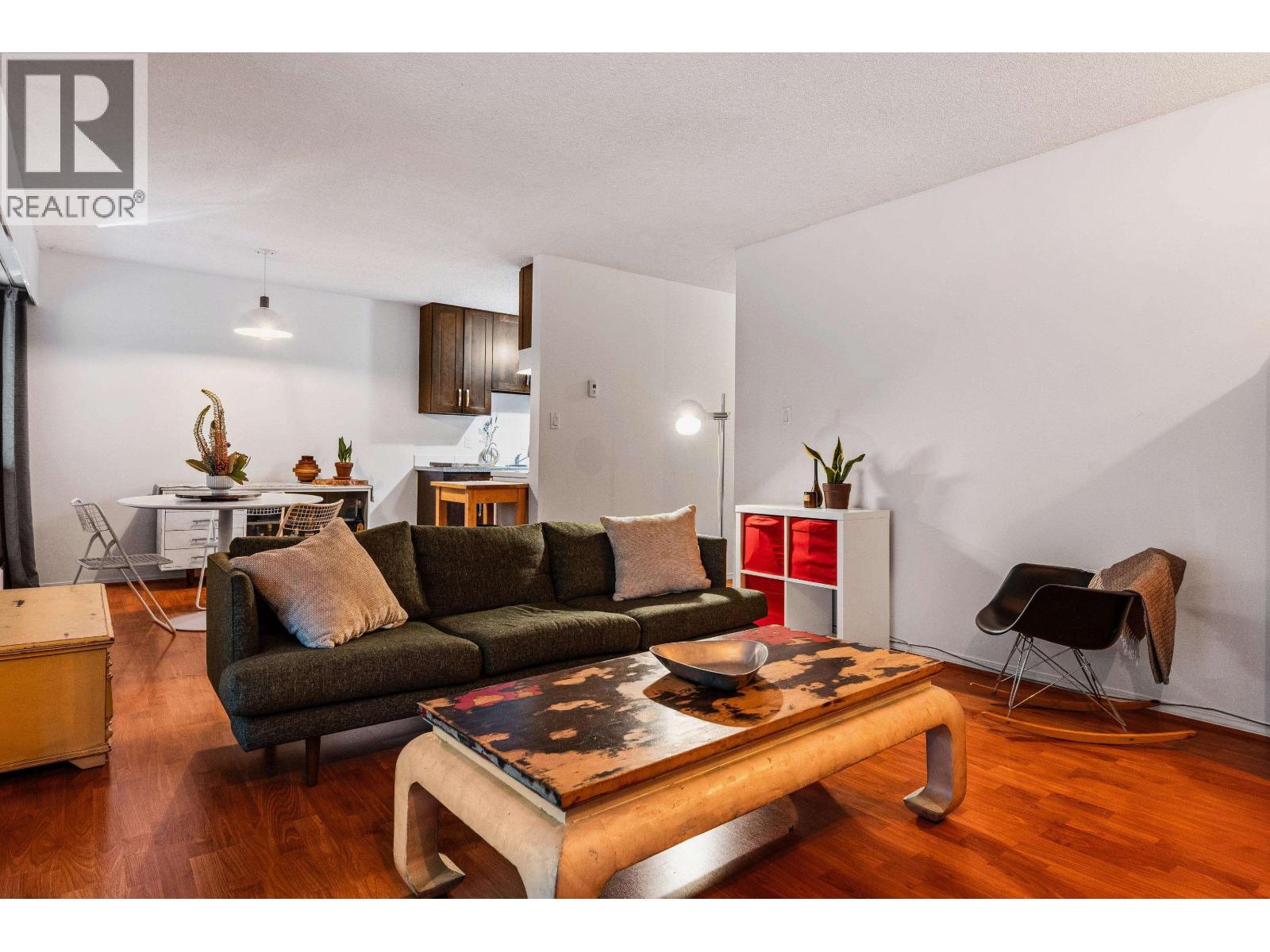 402 5340 Hastings Street, Burnaby, British Columbia  V5B 1R1 - Photo 12 - R3138013