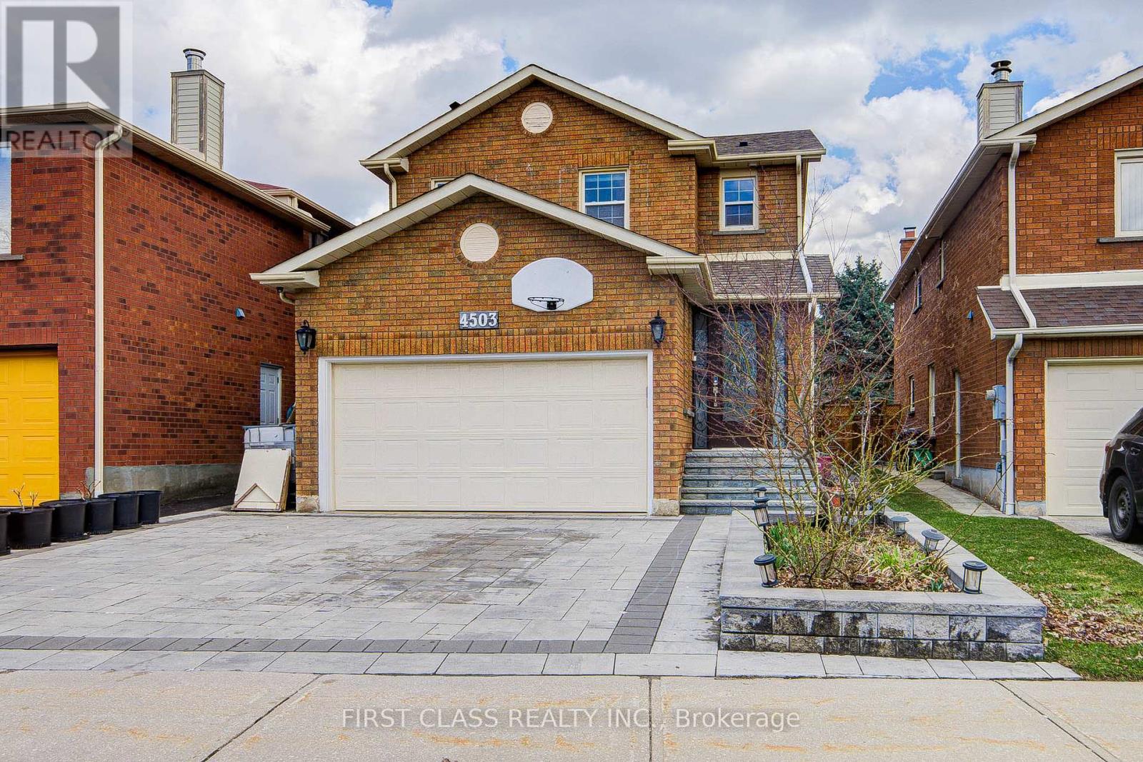 4503 KIMBERMOUNT AVENUE, Mississauga, Ontario