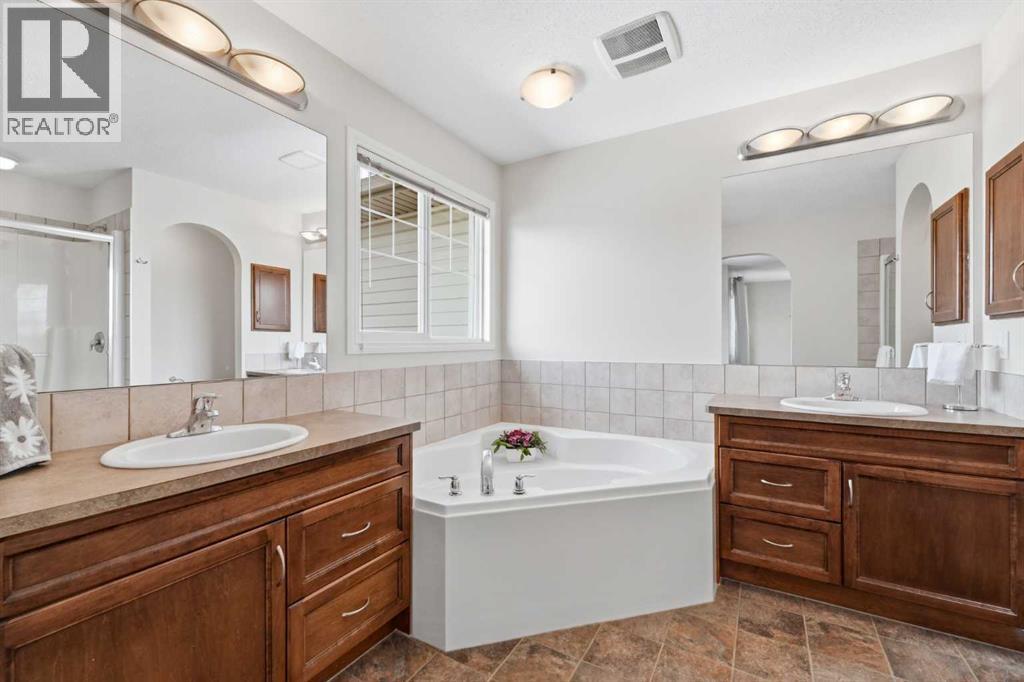 142 Bridlerange Place Sw, Calgary, Alberta  T2Y 0K8 - Photo 25 - A2314139