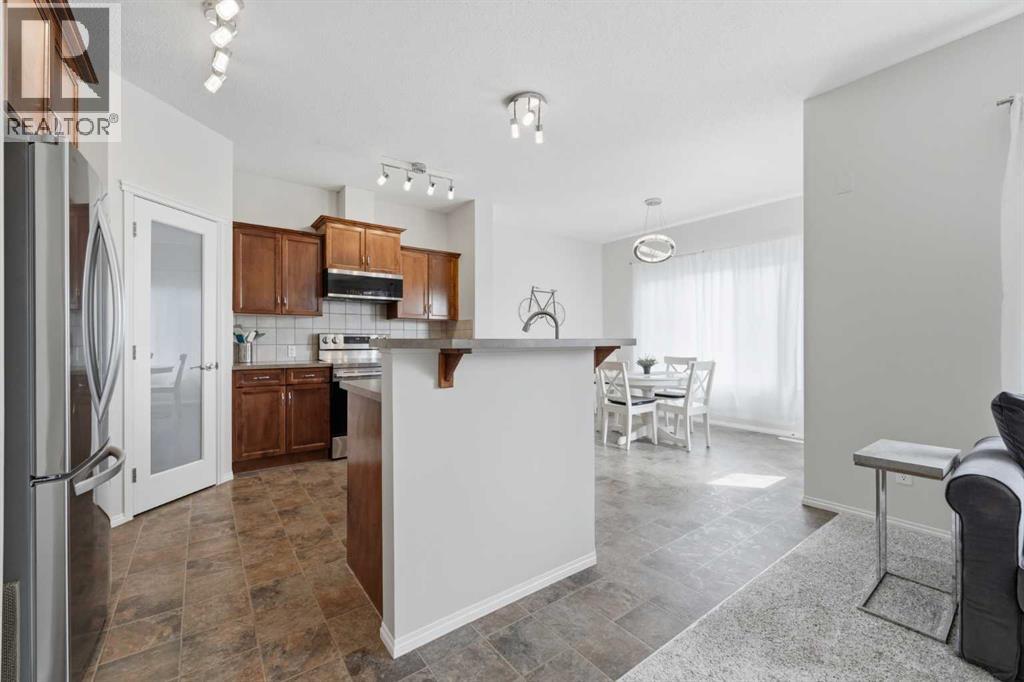 142 Bridlerange Place Sw, Calgary, Alberta  T2Y 0K8 - Photo 8 - A2314139