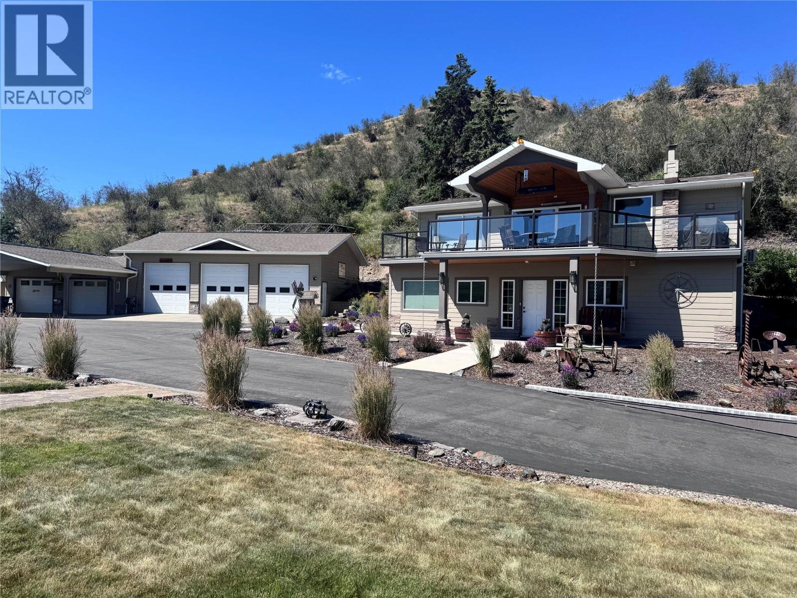 6902 Old Kamloops Road, Vernon, British Columbia  V1H 1W1 - Photo 3 - 10391718