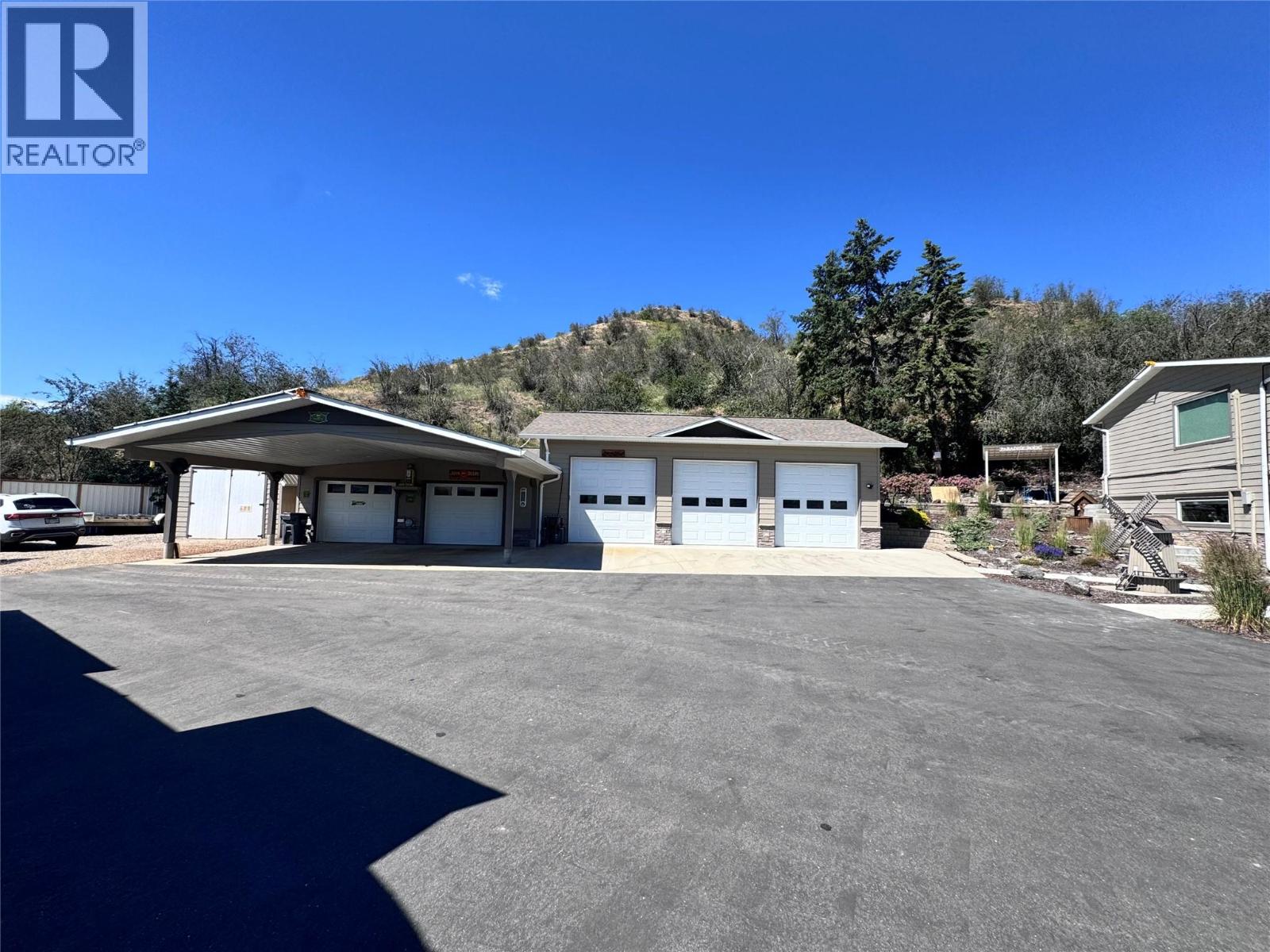 6902 Old Kamloops Road, Vernon, British Columbia  V1H 1W1 - Photo 8 - 10391718