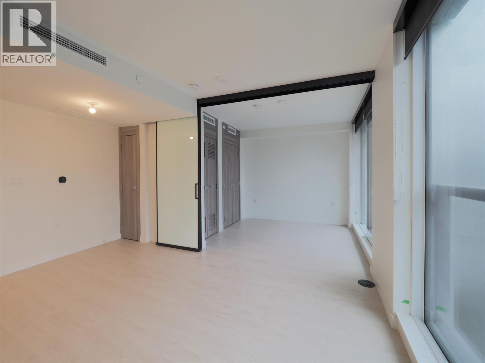 801 1768 Cook Street, Vancouver, British Columbia  V5Y 0N3 - Photo 5 - R3138028