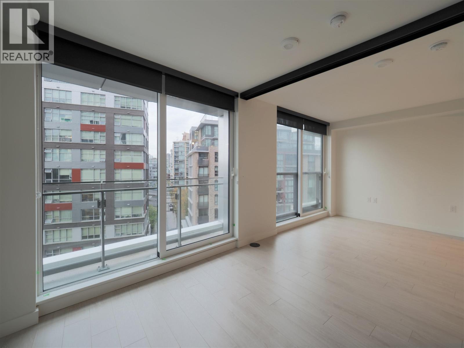801 1768 Cook Street, Vancouver, British Columbia  V5Y 0N3 - Photo 6 - R3138028