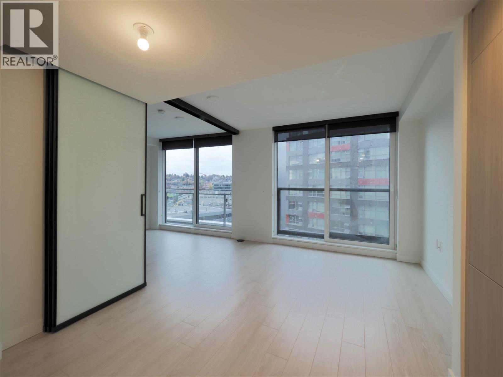 801 1768 Cook Street, Vancouver, British Columbia  V5Y 0N3 - Photo 4 - R3138028