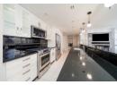 1075 Sunset Drive Unit# 2603, Kelowna, BC V1Y 9Y9