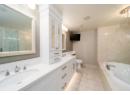 1075 Sunset Drive Unit# 2603, Kelowna, BC V1Y 9Y9