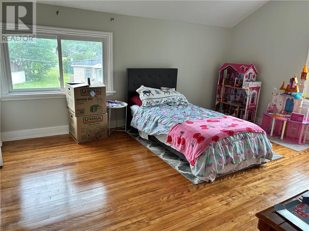 1 First Avenue, Levack, Ontario  P0M 2C0 - Photo 12 - 2128699