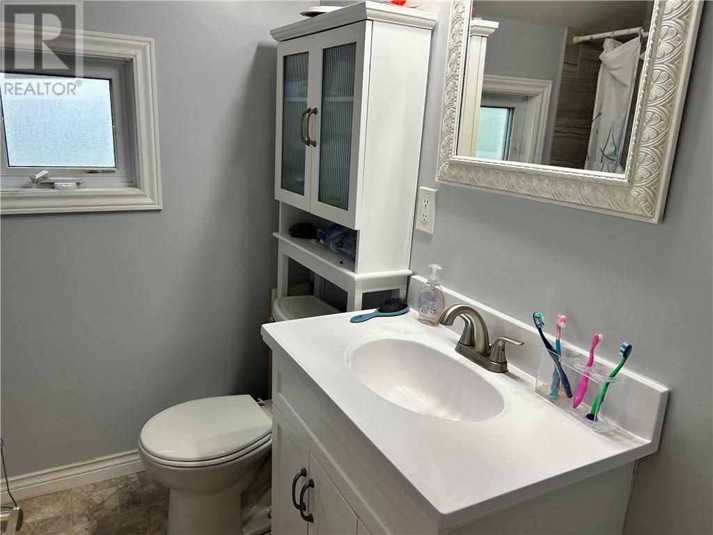 1 First Avenue, Levack, Ontario  P0M 2C0 - Photo 14 - 2128699