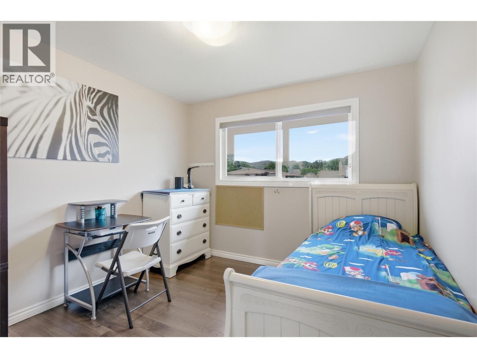 2555 Glenview Avenue, Kamloops, British Columbia  V2B 4L5 - Photo 18 - 10391029