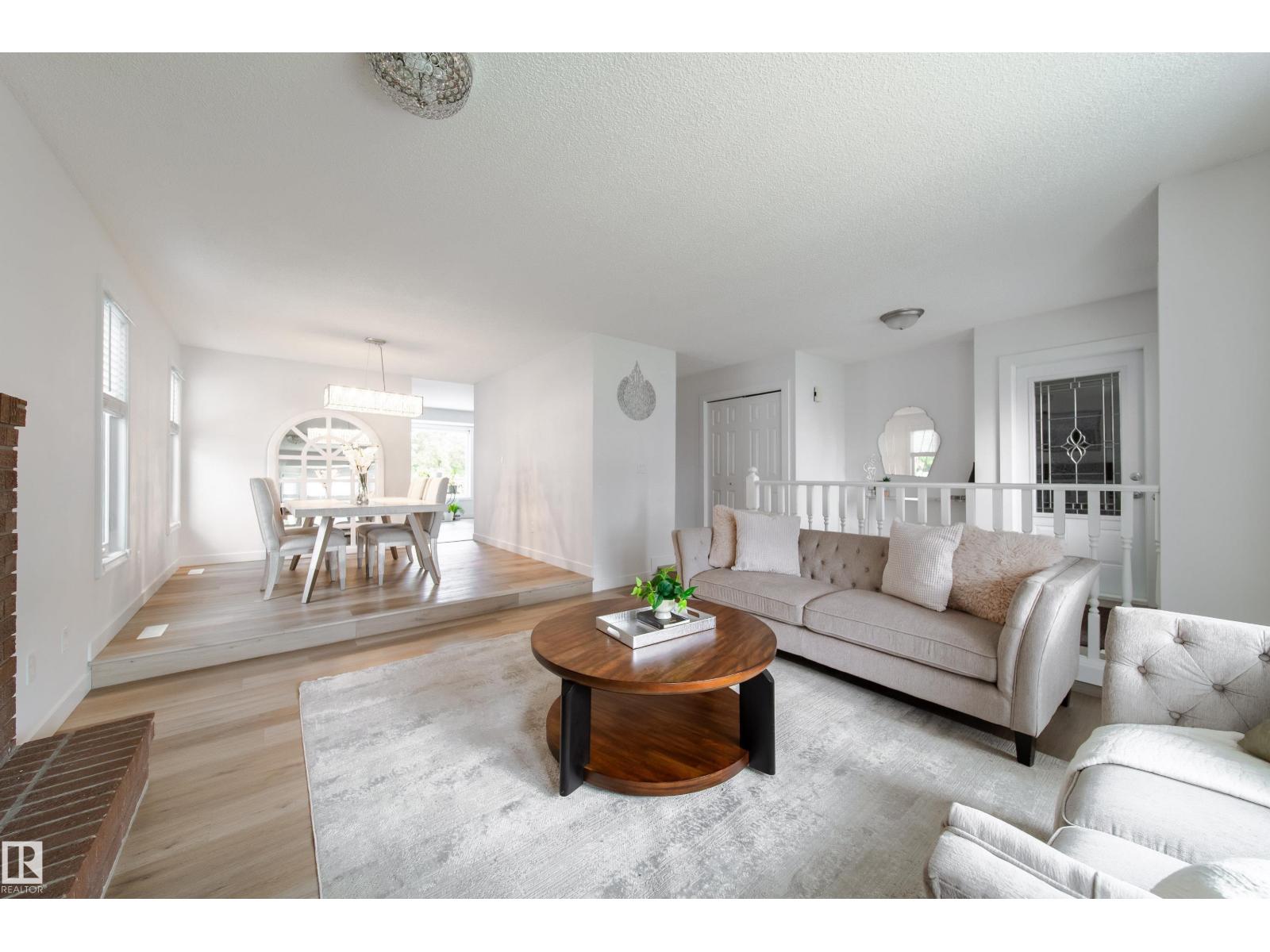 5607 188a St Nw, Edmonton, Alberta  T6M 2G7 - Photo 4 - E4494818