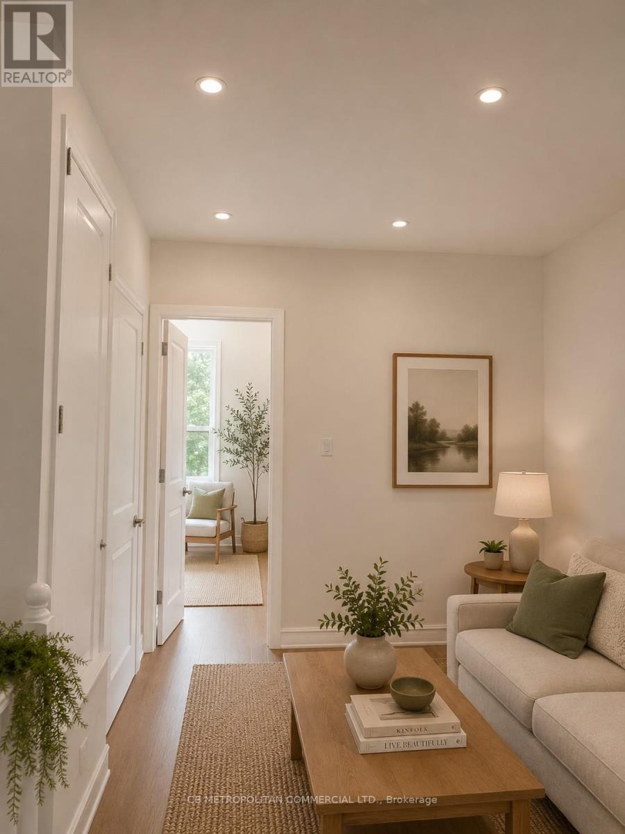 Upper - 1255 Dundas Street W, Toronto, Ontario M6J 1X6 - Photo 4 - C13470048