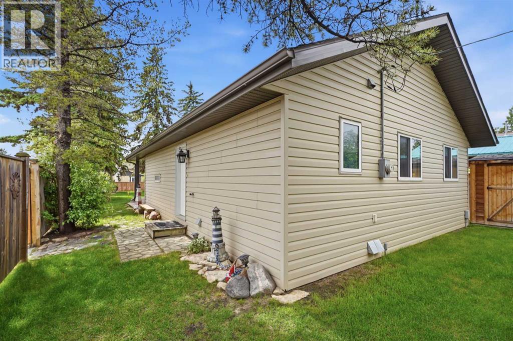5003 36 Street, Sylvan Lake, Alberta  T4S 1B2 - Photo 38 - A2273435