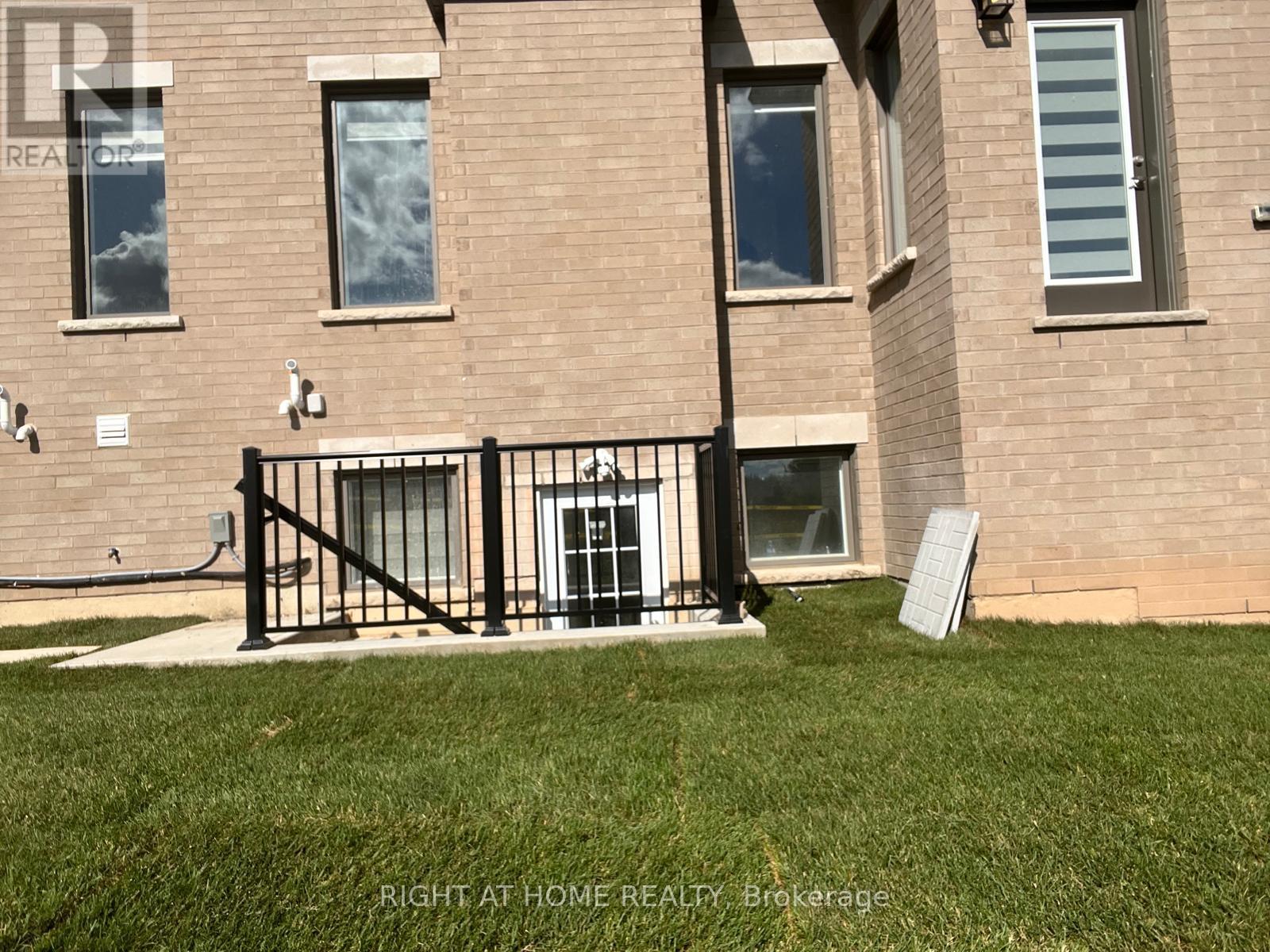 Bsmt - 70 Spiritwood Way, Brampton, Ontario L7A 5L9 - Photo 12 - W13470040