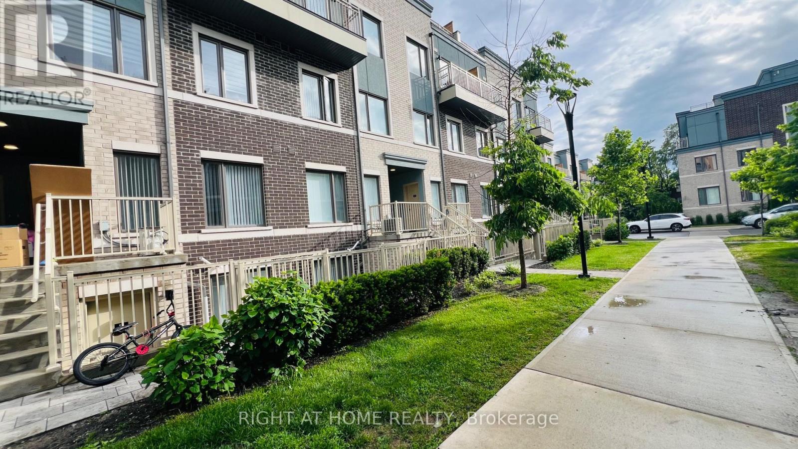 53 - 5 William Jackson Way, Toronto, Ontario  M8V 2C7 - Photo 3 - W13470046