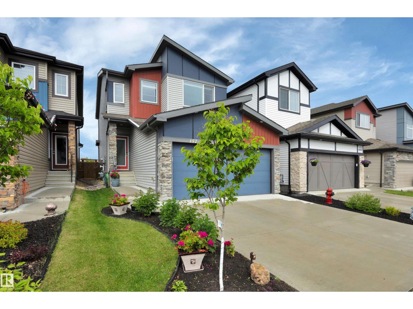 157 Larch CR, leduc, Alberta