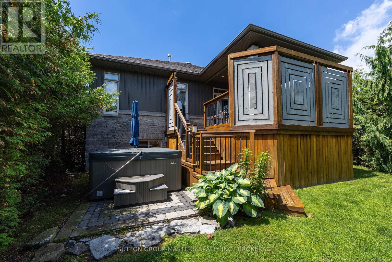 16 Admirals Court, Loyalist (Bath), Ontario  K0H 1G0 - Photo 10 - X13470074