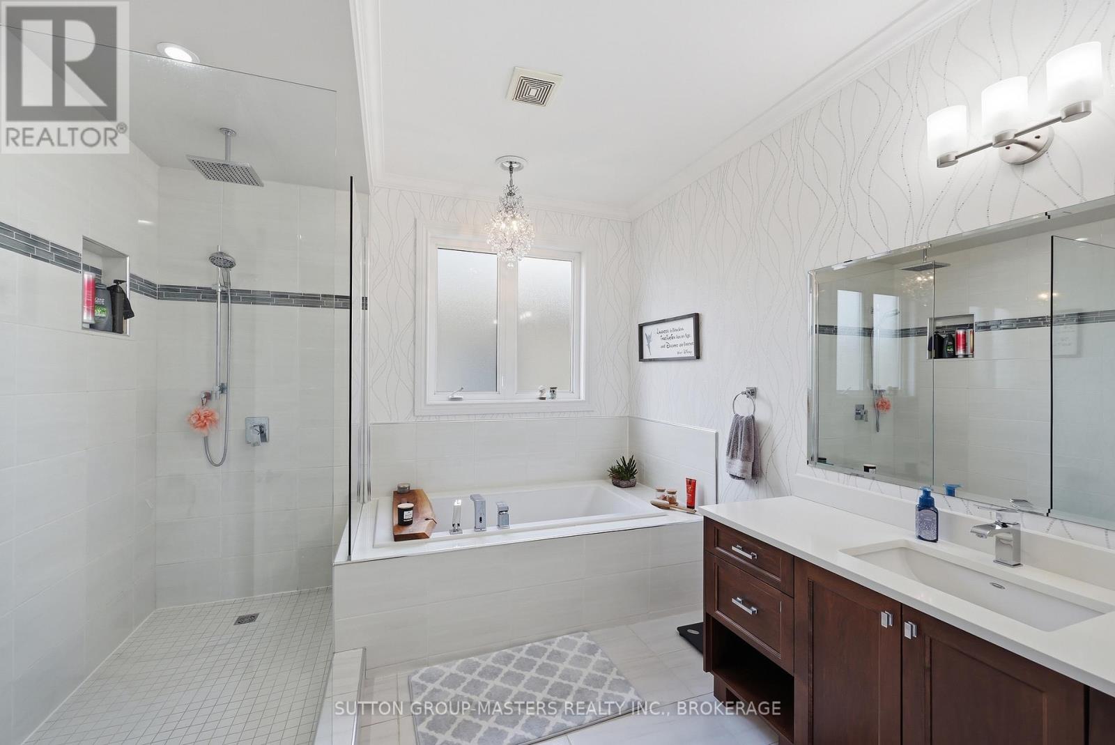 16 Admirals Court, Loyalist (Bath), Ontario  K0H 1G0 - Photo 33 - X13470074