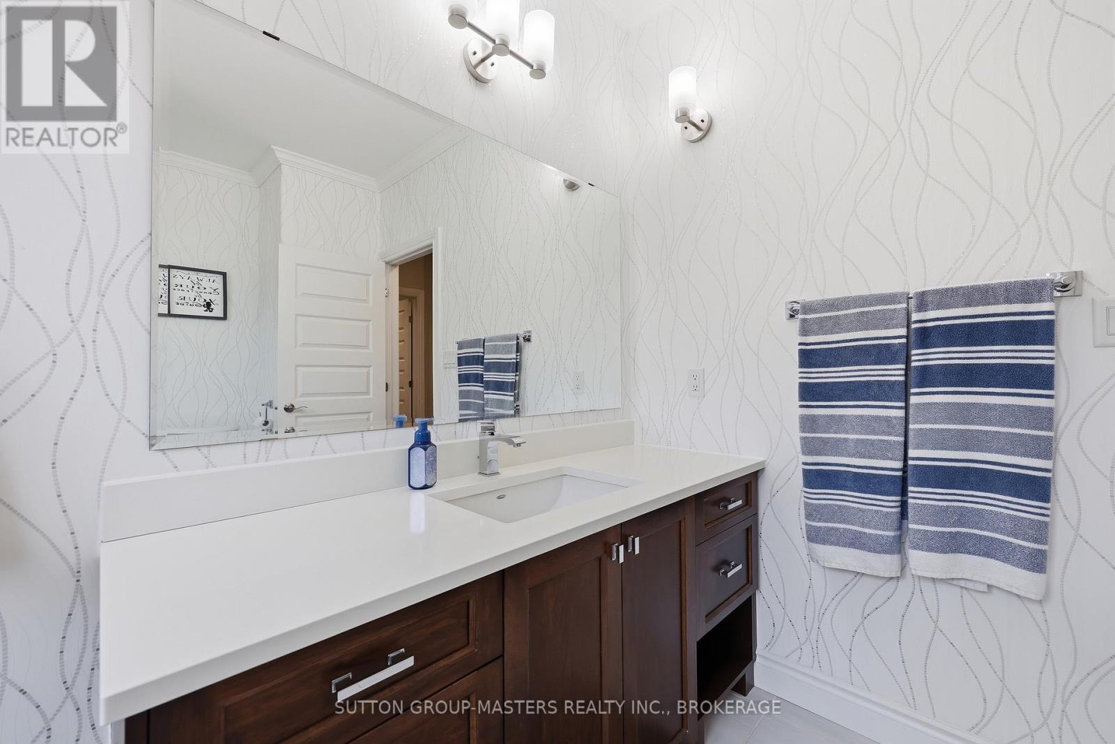 16 Admirals Court, Loyalist (Bath), Ontario  K0H 1G0 - Photo 36 - X13470074