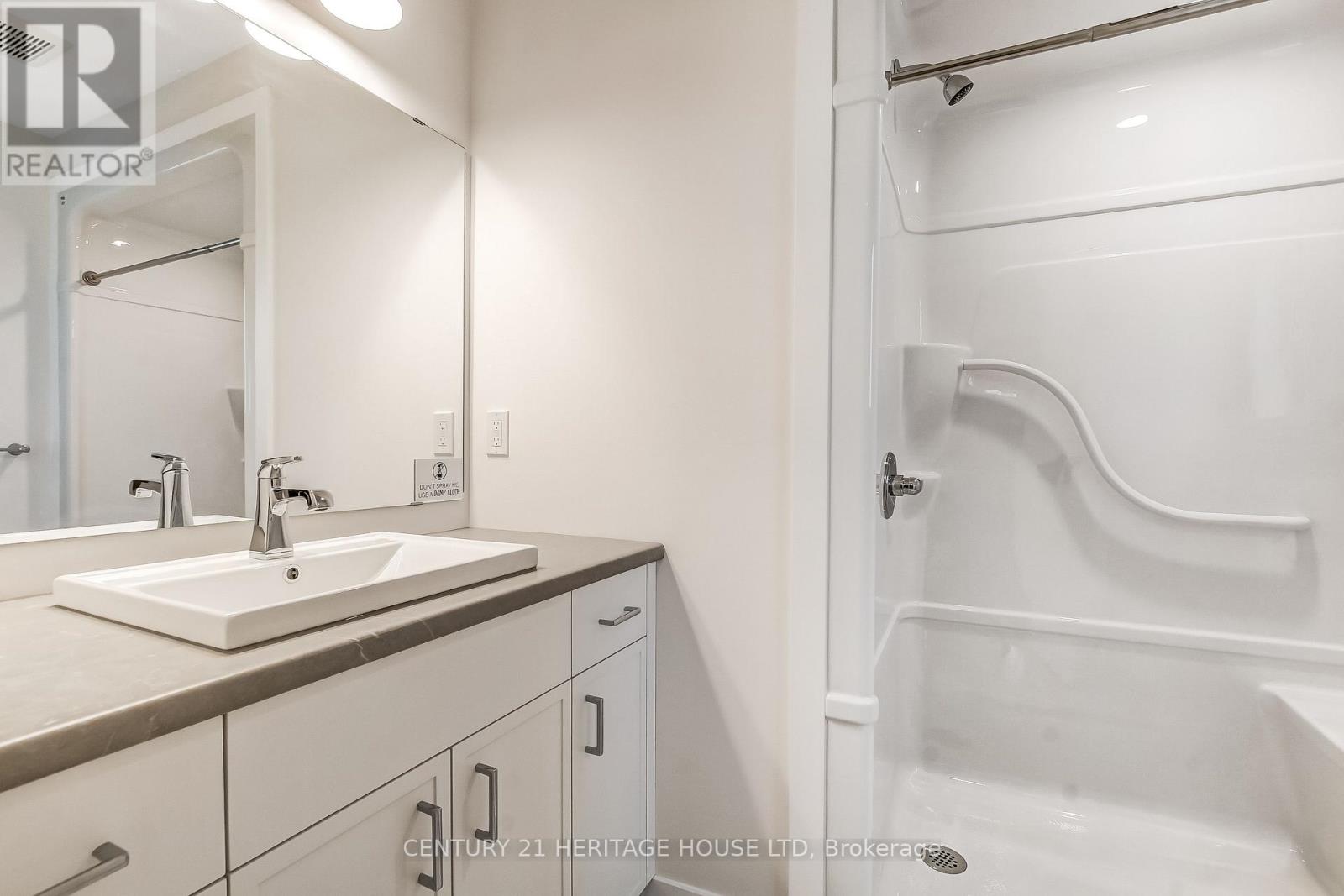 36 Hawks Gate, Central Elgin, Ontario  N5R 0R2 - Photo 18 - X13470066