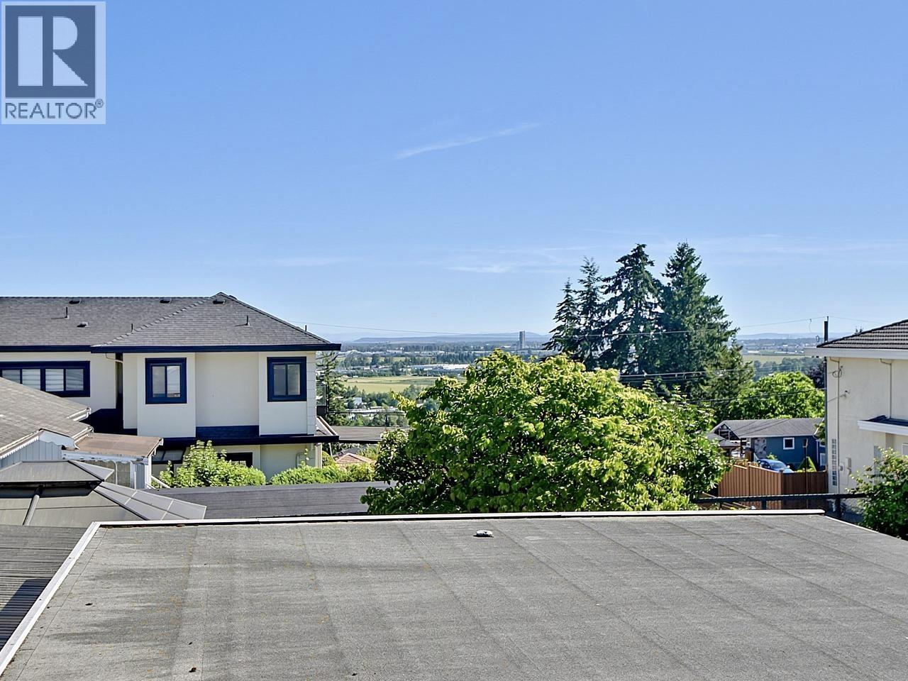 2 8029 Macpherson Avenue, Burnaby, British Columbia  V5J 4P5 - Photo 37 - R3135890