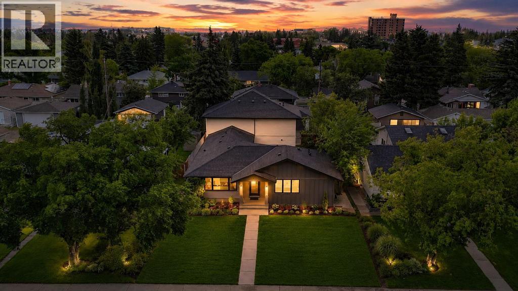 14 Gladeview Crescent SW, Calgary, Alberta