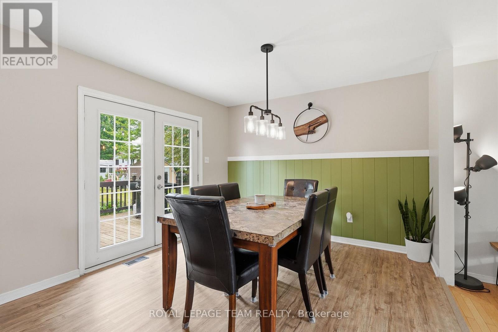 19238 Richmond Court, South Glengarry, Ontario K0C 2E0 - Photo 12 - X13470068