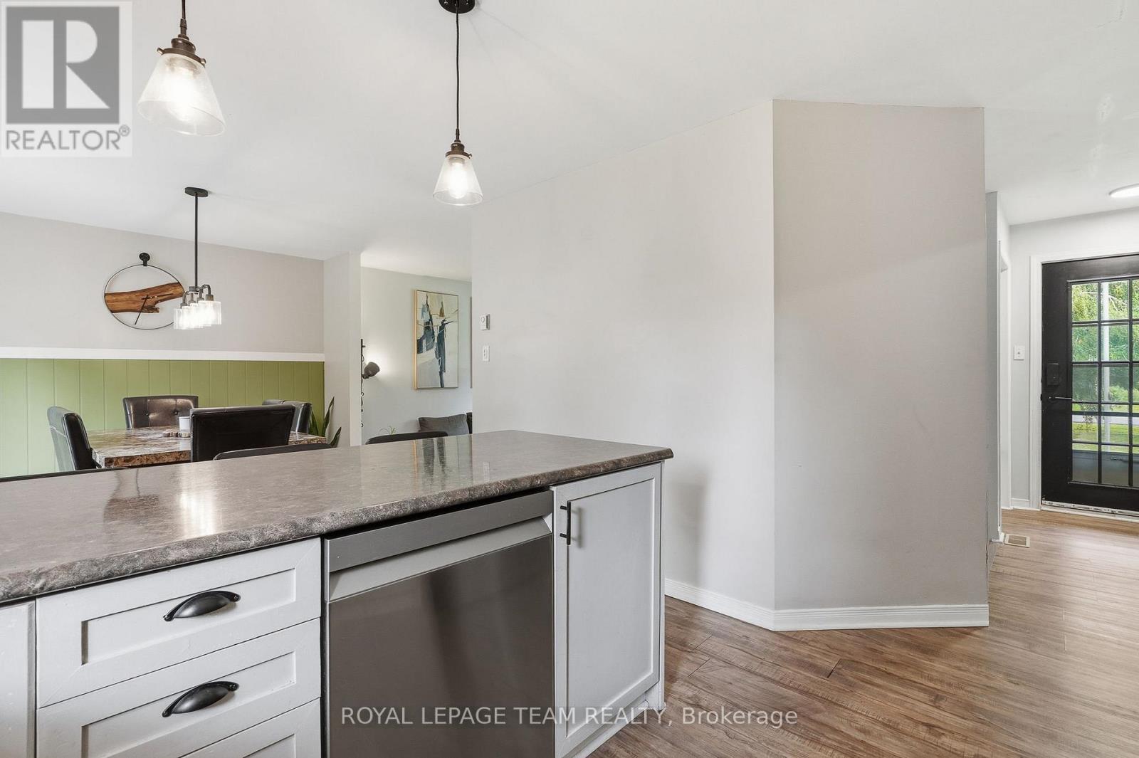 19238 Richmond Court, South Glengarry, Ontario K0C 2E0 - Photo 19 - X13470068