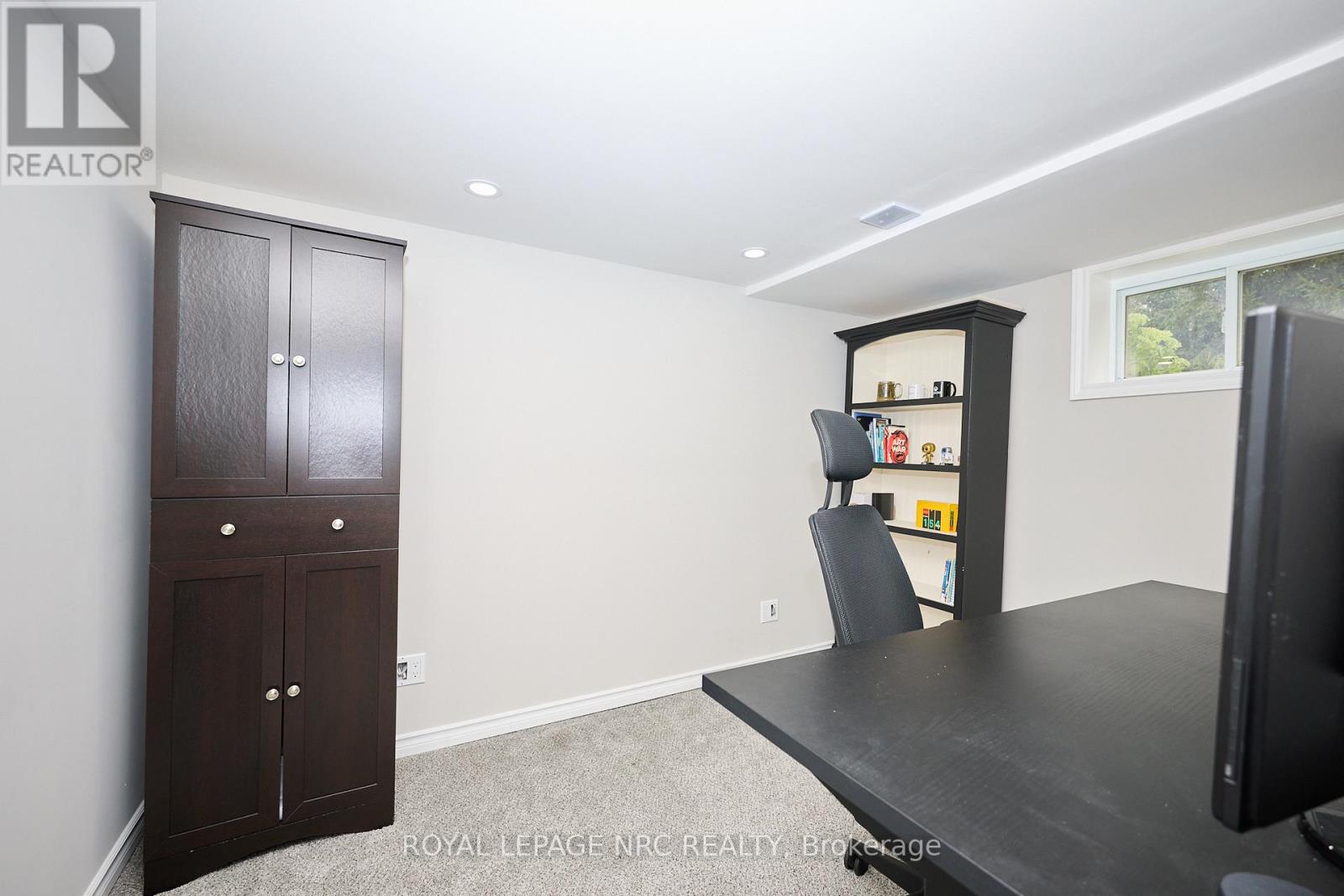 5916 Carman Street, Niagara Falls (Church's Lane), Ontario  L2J 1S1 - Photo 24 - X13470096