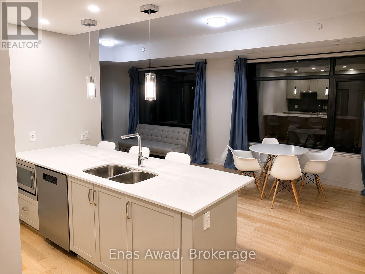 301 - 60 Springhurst Avenue, Ottawa, Ontario  K1S 5V7 - Photo 4 - X13470116