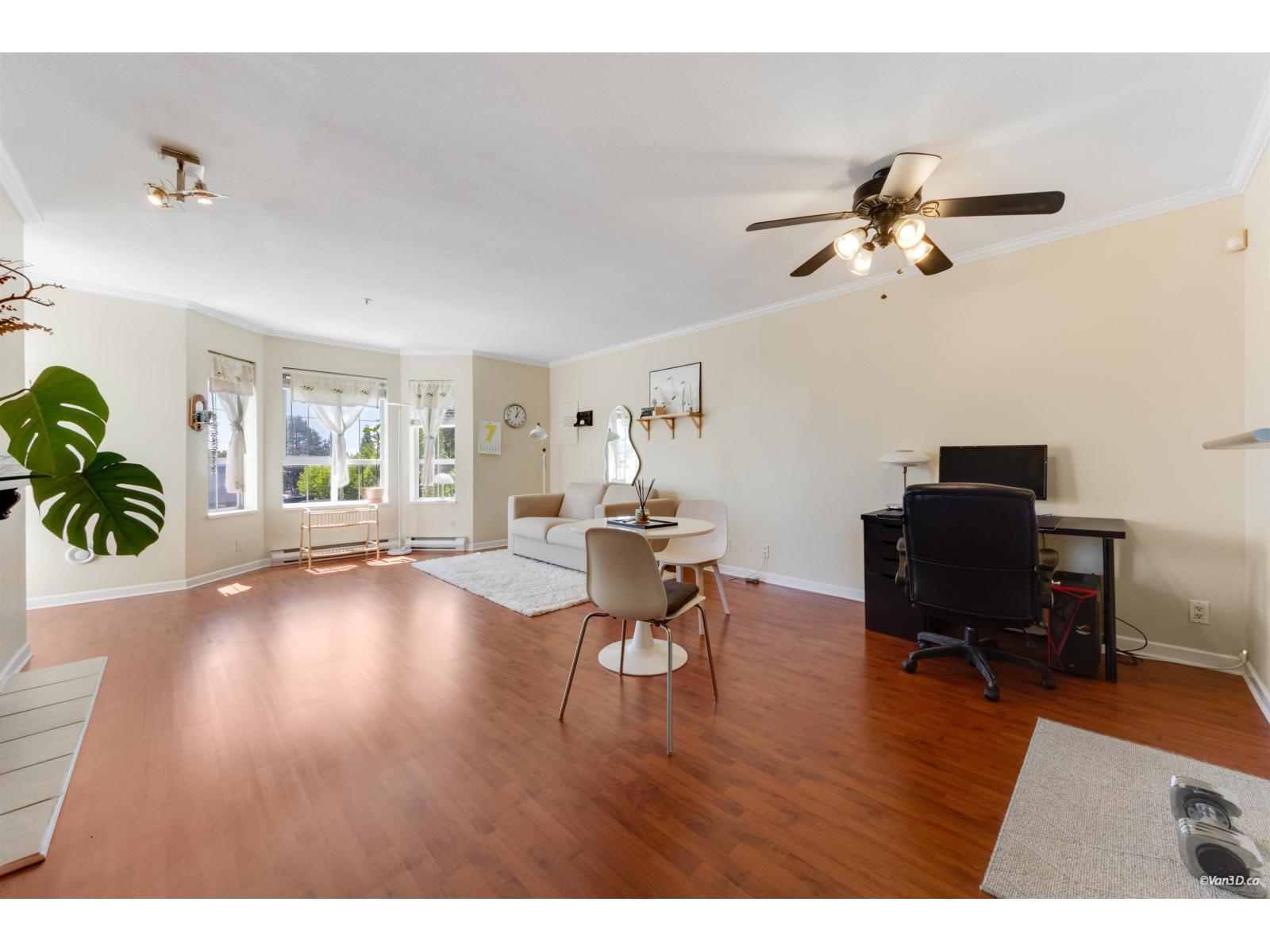 418 15268 105 Avenue, Surrey, British Columbia  V3R 0W8 - Photo 3 - R3138067