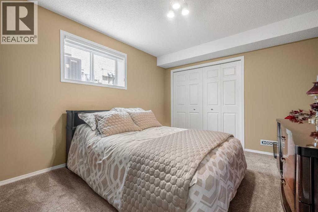 22 Mt Mckenzie Villas SE, Calgary, Alberta  T2Z 2P9 - Photo 36 - A2321918