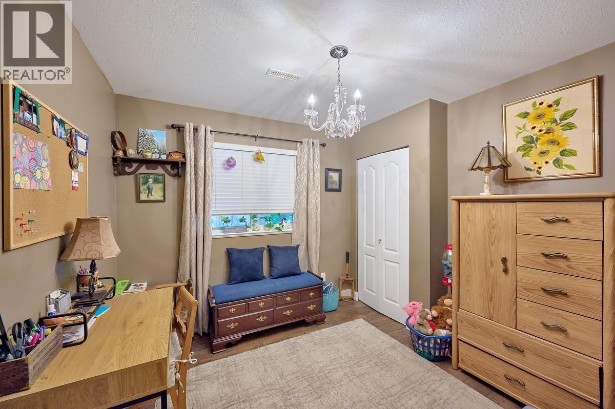 21120 Stonehouse Avenue, Maple Ridge, British Columbia V2X 8L9 - Photo 27 - R3135205