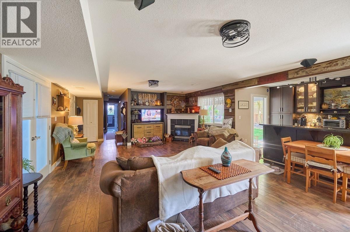 21120 Stonehouse Avenue, Maple Ridge, British Columbia V2X 8L9 - Photo 25 - R3135205