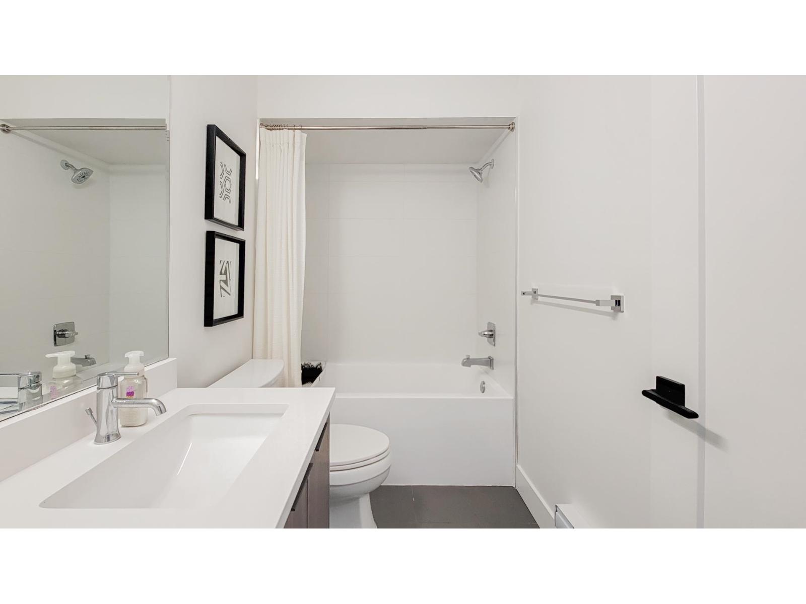 8163 202 Street, Langley, British Columbia  V2Y 3K2 - Photo 33 - R3138101