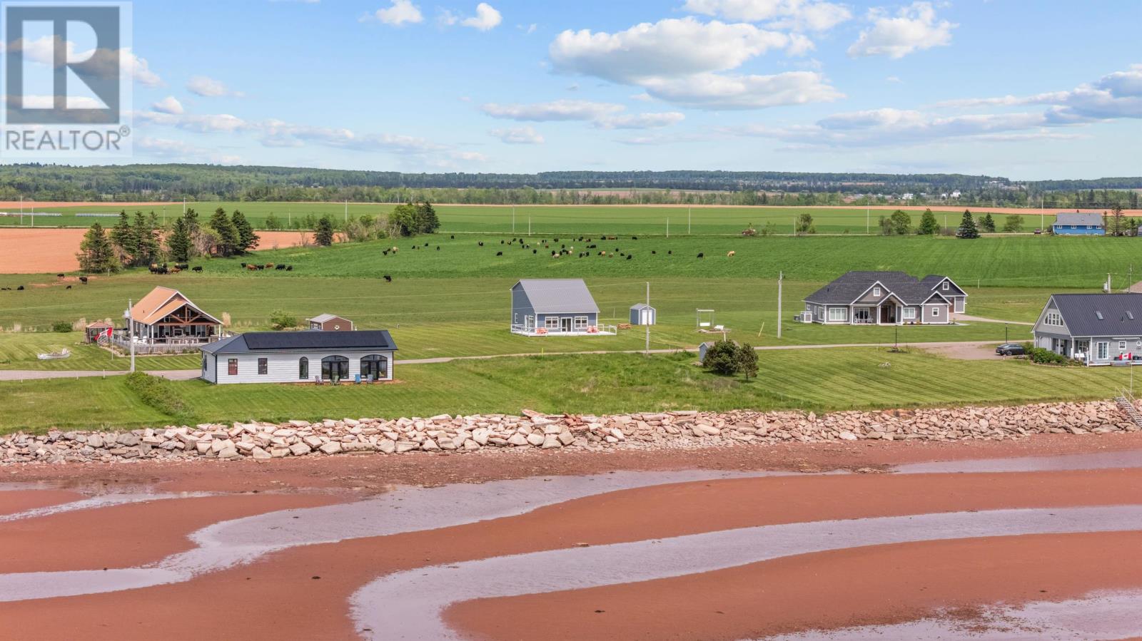 86 Oswald, Borden-Carleton, Prince Edward Island  C0B 1X0 - Photo 2 - 202615096