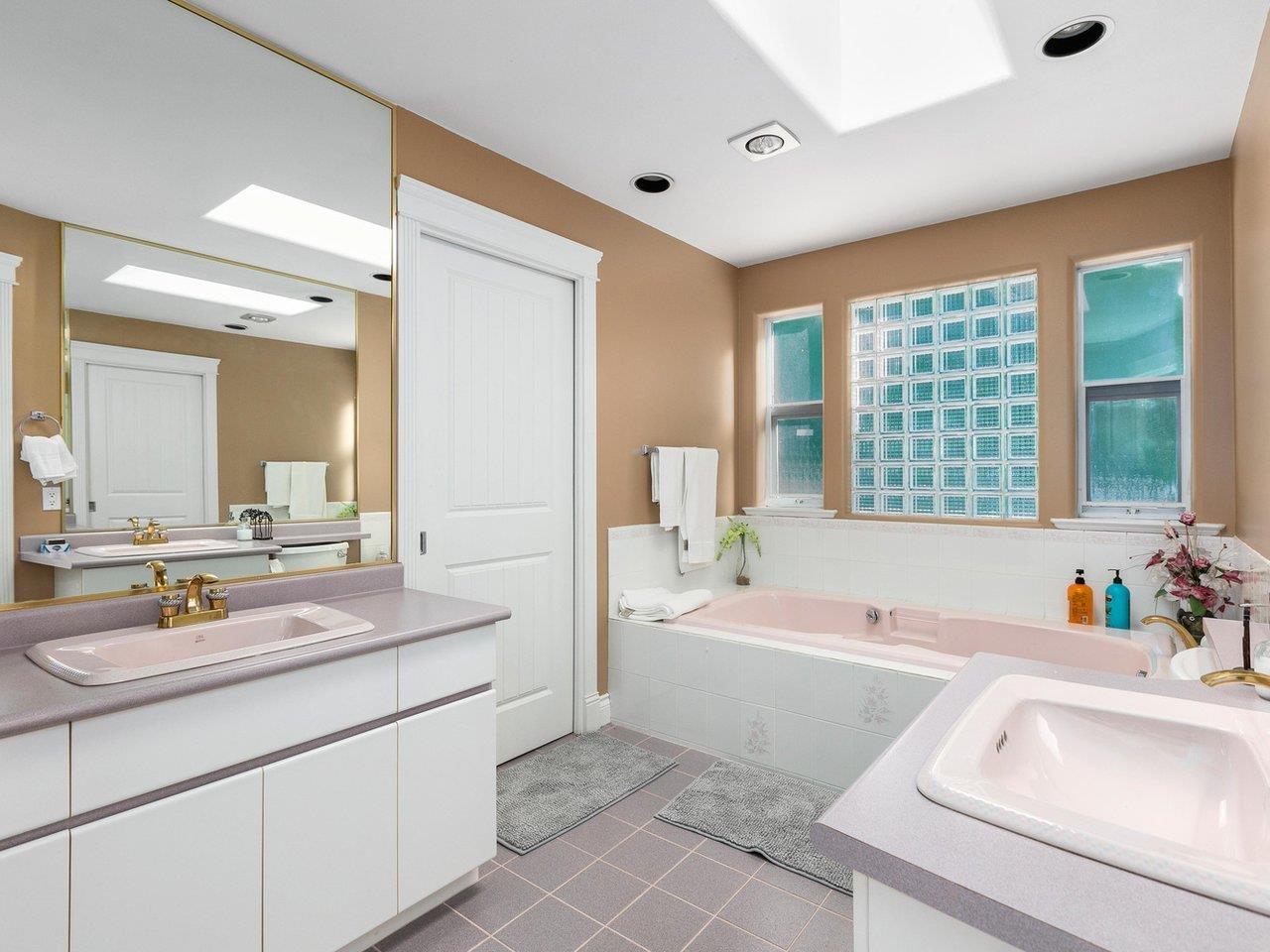 13828 Crescent Road, Surrey, British Columbia  V4P 1K8 - Photo 28 - R3137386