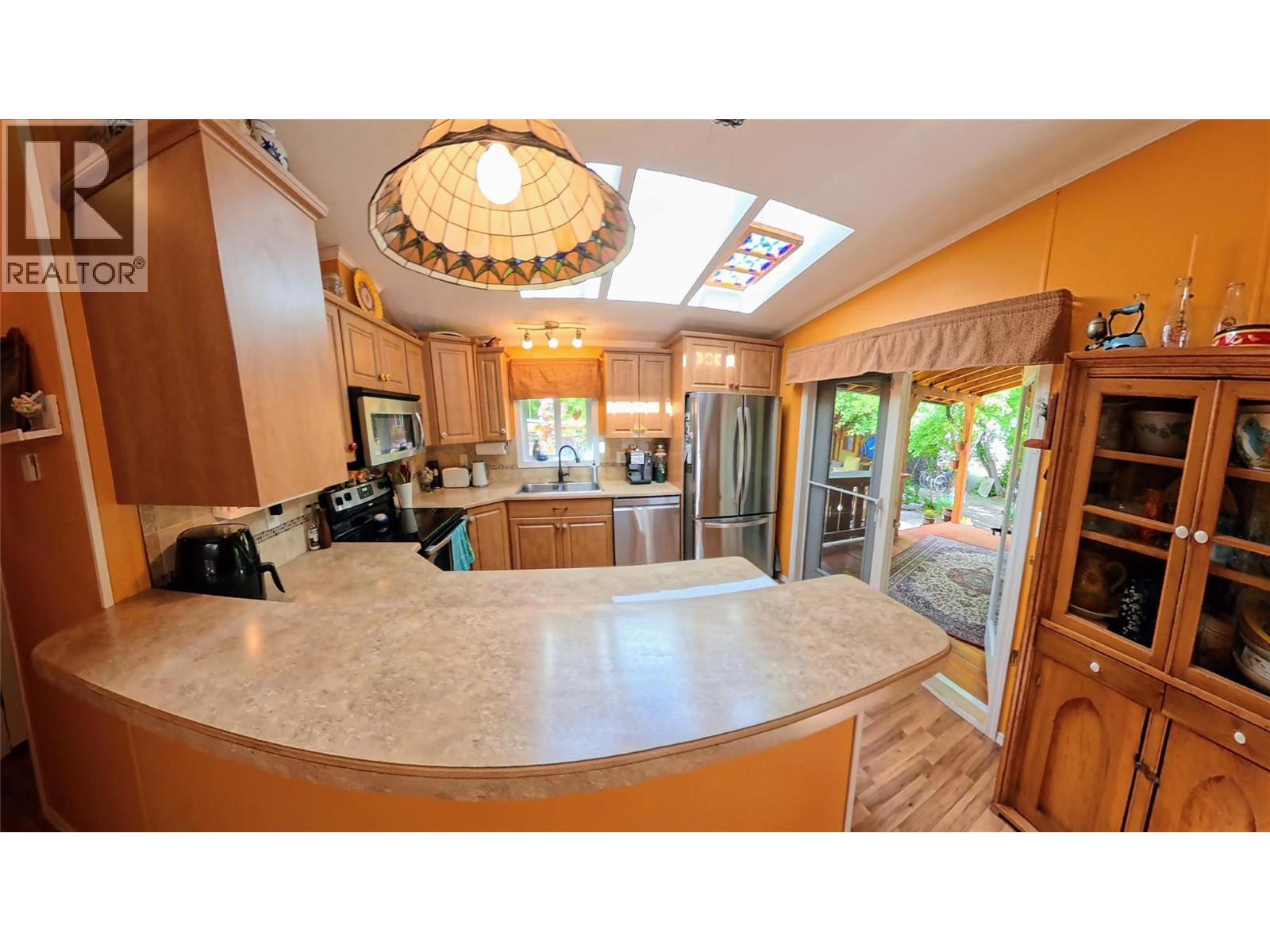 1768 Victoria Avenue, Windermere, British Columbia  V0B 2L2 - Photo 35 - 10391957