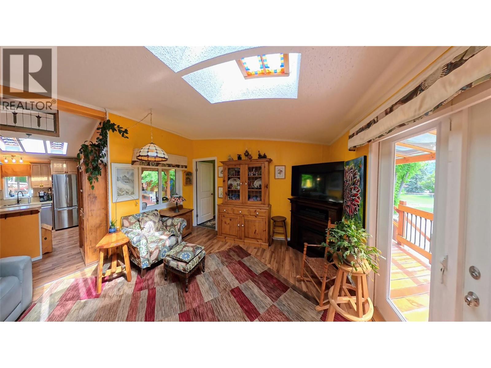 1768 Victoria Avenue, Windermere, British Columbia  V0B 2L2 - Photo 39 - 10391957