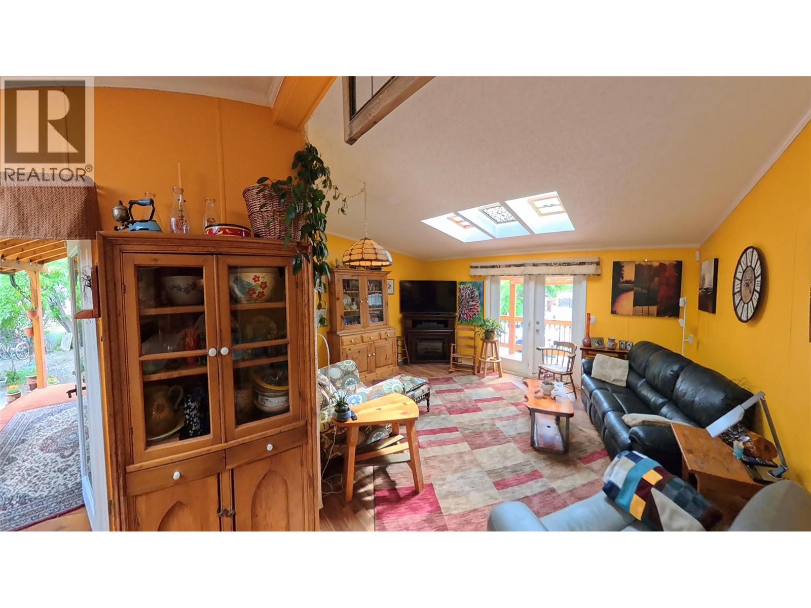 1768 Victoria Avenue, Windermere, British Columbia  V0B 2L2 - Photo 48 - 10391957