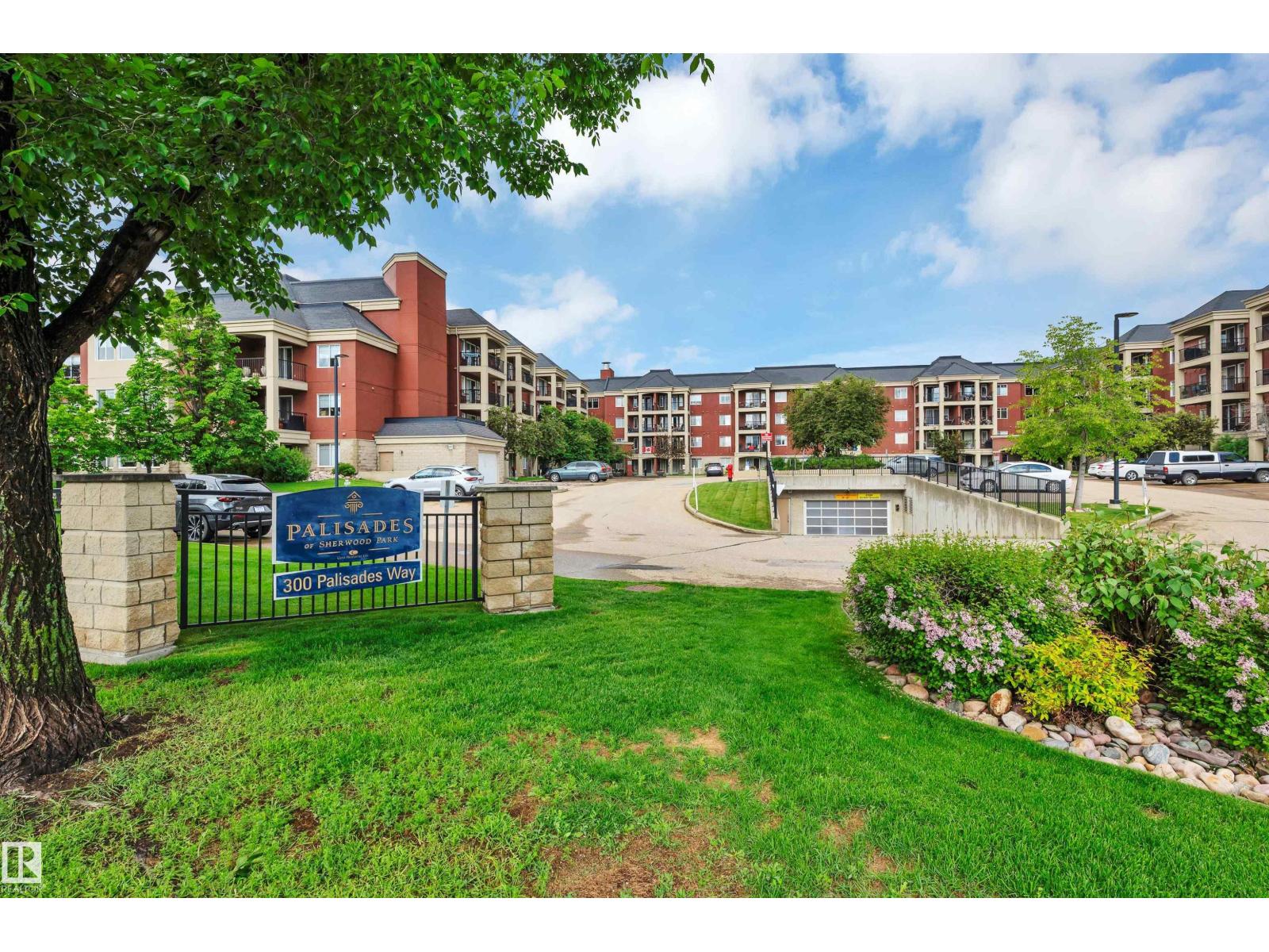 #221 300 Palisades WY, sherwood park, Alberta