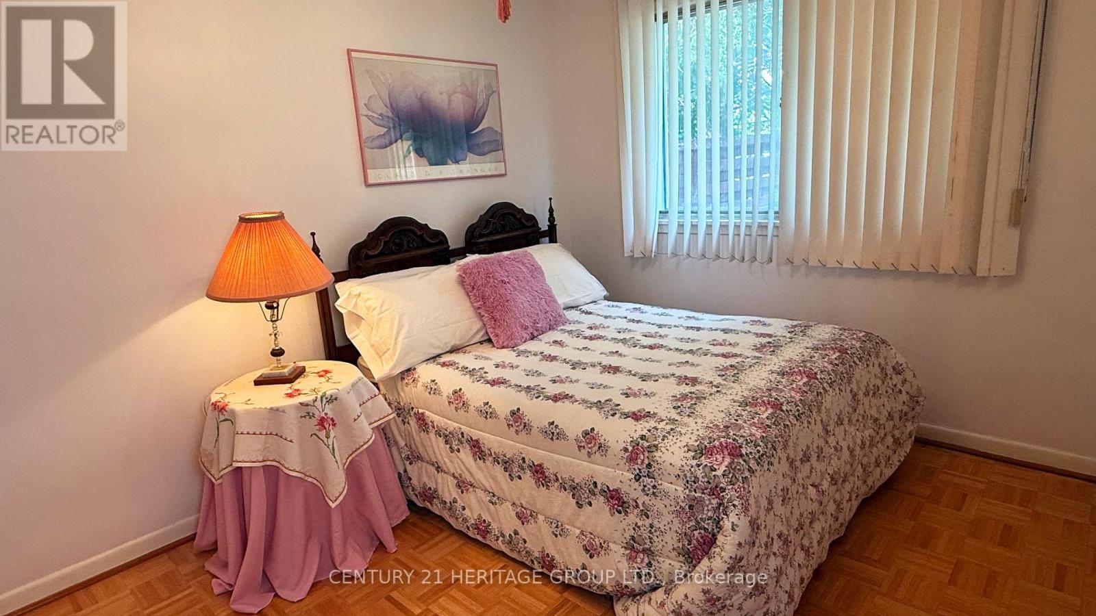 37 Gambello Crescent, Toronto, Ontario  M3J 1W2 - Photo 12 - W13469562