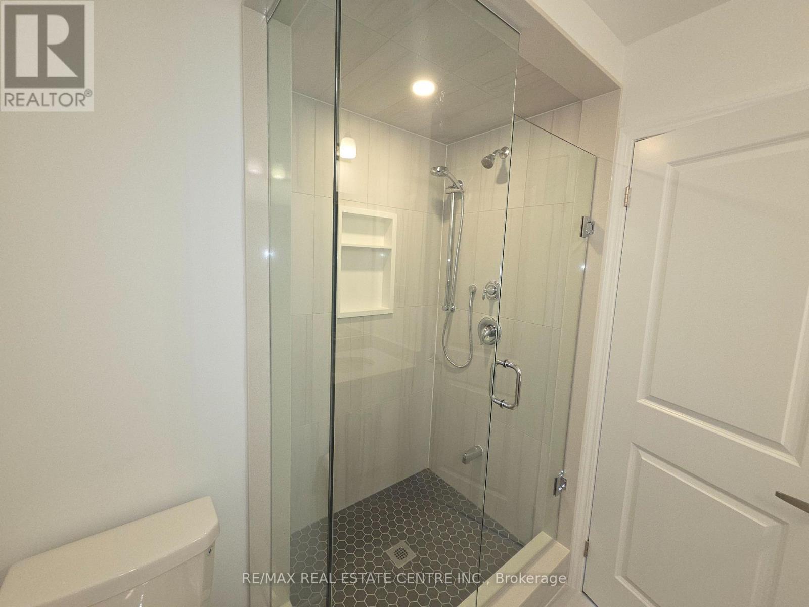 1478 Rutland Crescent, Milton, Ontario  L9E 2K6 - Photo 11 - W13469824