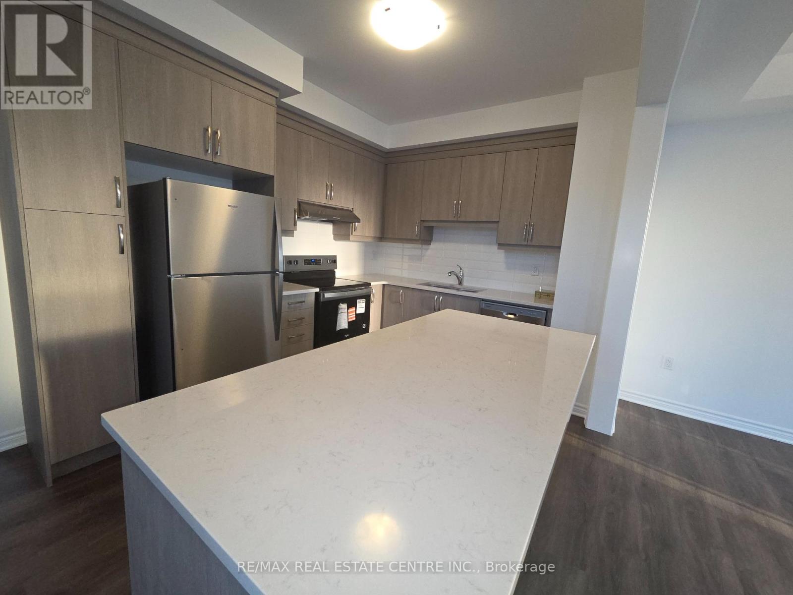 1478 Rutland Crescent, Milton, Ontario  L9E 2K6 - Photo 2 - W13469824