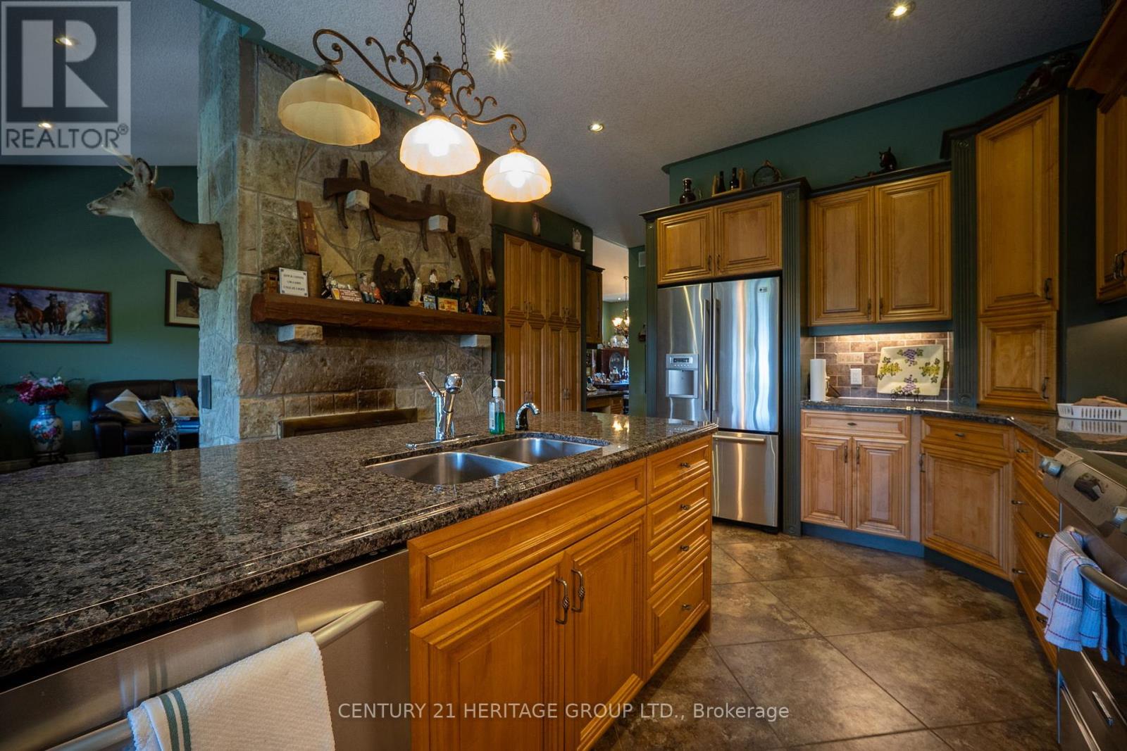 1945 Abingdon Road, West Lincoln, Ontario L0R 1E0 - Photo 21 - X13470110