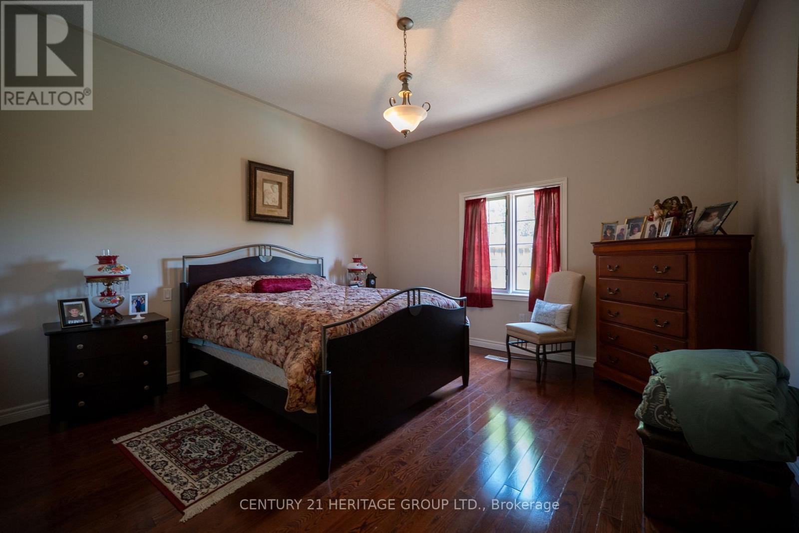 1945 Abingdon Road, West Lincoln, Ontario L0R 1E0 - Photo 29 - X13470110