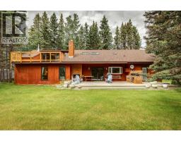 28 Wolf Drive, Rural Rocky View County, Alberta