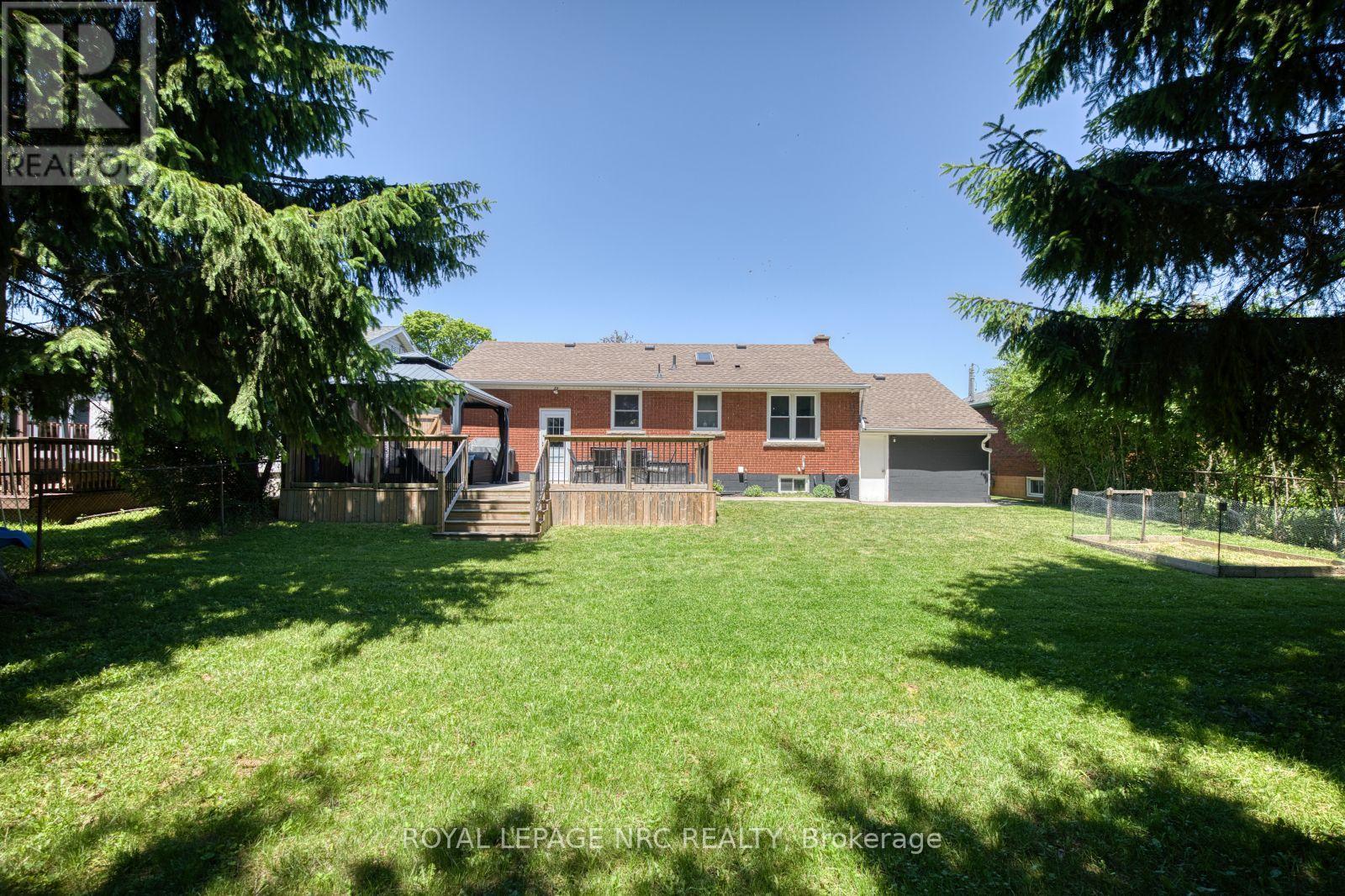 5916 Carman Street, Niagara Falls, Ontario  L2J 1S1 - Photo 3 - X13470096