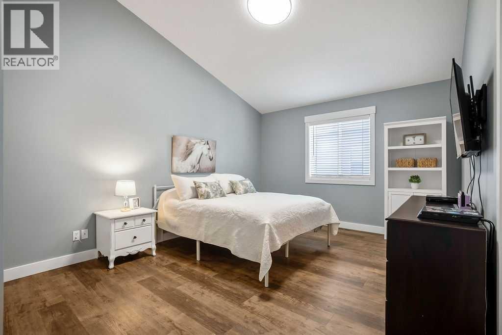 43 Cimarron Park Green, Okotoks, Alberta  T1S 2K2 - Photo 11 - A2321133