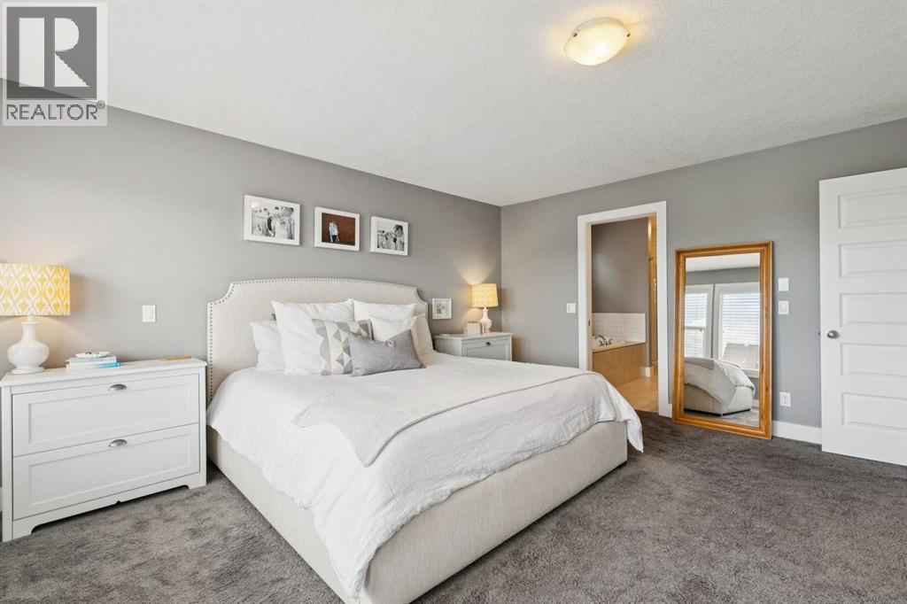 48 Masters Common Se, Calgary, Alberta  T3M 2B8 - Photo 24 - A2321952